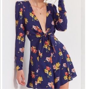 BNWT Floral blue urban outfitters romper size 4